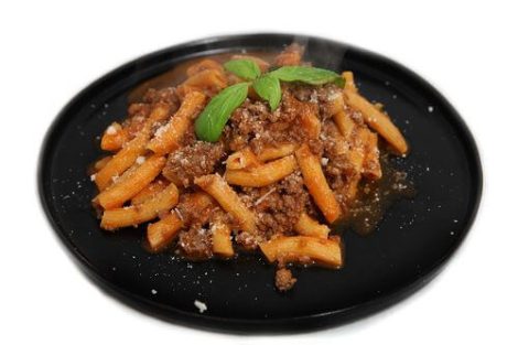 Penne bolognese